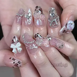 ネイル Dark honey スカルプ専門原宿店のネイルデザイン