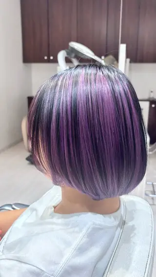 ショート カラー 鼎一真ハイトーン/ パーマ/何でも屋さんのヘアスタイル