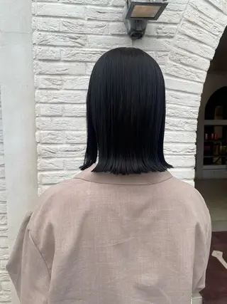 ミディアム 黒田 菜結のヘアスタイル