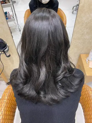 セミロング ICHINOHE AYUのヘアスタイル