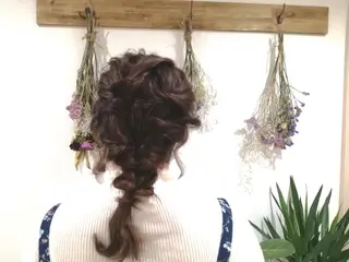 セミロング カラー ヘアアレンジ 佐藤 美咲のヘアスタイル