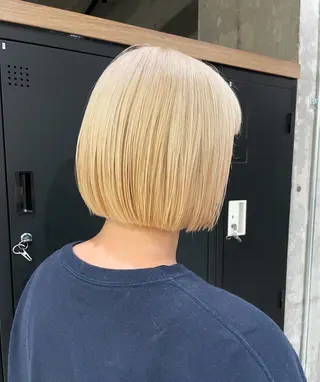 ミディアム 🫧ハイライトカラー 🫧 𝓜𝓘𝓤のヘアスタイル