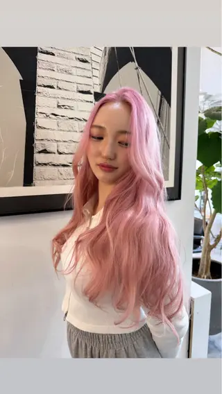 ロング RITZY所属・RITZY ヒヨリのヘアスタイル