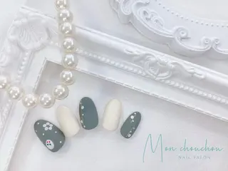 ネイル 加藤 楓子のネイルデザイン