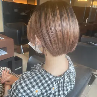 ショート ショート・ボブ 中村俊哉のヘアスタイル