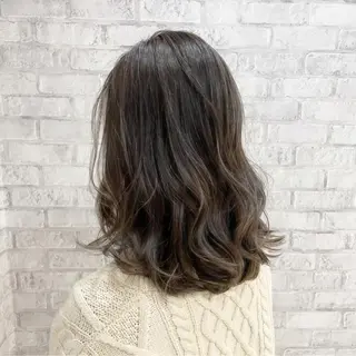 ミディアム カラー ヘアアレンジ 秋山 幸太のヘアスタイル