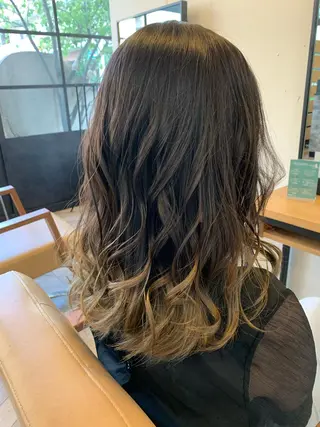 セミロング カラー est hair Ameri 松戸西口店所属・est  店長 ✂︎高橋✂︎のヘアスタイル