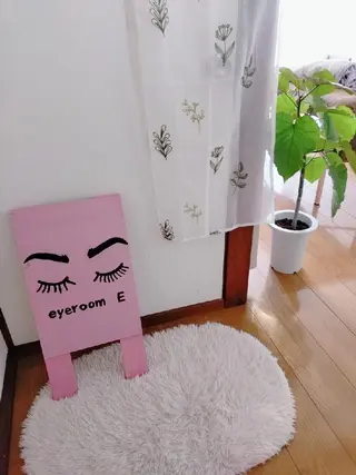 アイブロウ 眉毛サロン eyeroomEの眉毛・アイブロウイメージ