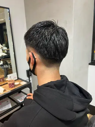 ショート メンズ センターパート /植田のヘアスタイル