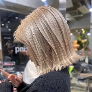 ミディアム カラー tsubasa🪽 ／ブリーチカラーのヘアスタイル