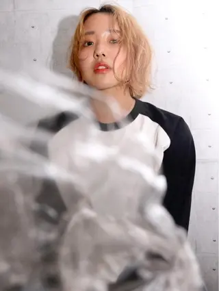 セミロング 🍀透明感抜群🍀/ ハイトーンカラーのヘアスタイル