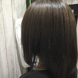 ミディアム カラー embrace エンブレイスのヘアスタイル