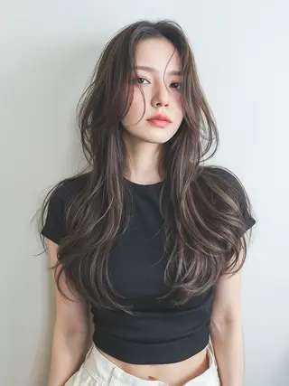 ロング 外室 帆乃香のヘアスタイル