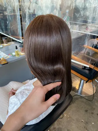 ミディアム カラー ✂似合わせカット 🦋カラーみやび🪽のヘアスタイル
