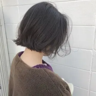 ミディアム 大下 悠花のヘアスタイル