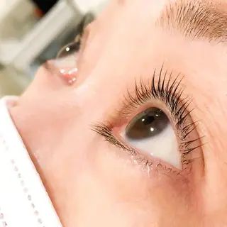 マツエク・マツパ レイフィールド北名古屋所属・レイフィールド 服部のマツエク・マツパデザイン