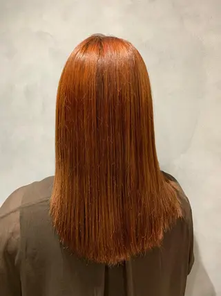 セミロング grace by afloat所属・平尾 樹里のヘアスタイル