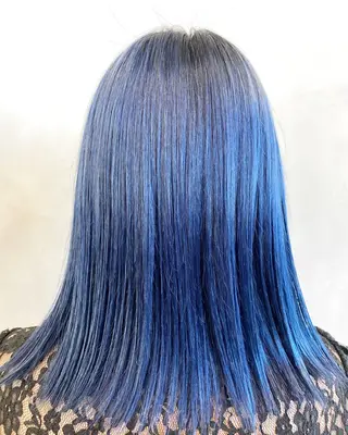 ミディアム カラー 🎨ショートの神様 /神評価🎨原田公祐のヘアスタイル