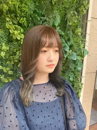 セミロング カラー 透明感カラー/韓国 ヘア🩶yuri🩵のヘアスタイル
