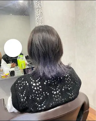 セミロング カラー _White所属・ＳＨＩ ＺＵのヘアスタイル