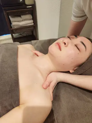 リラクゼーションサロン　Hapi所属・リラクゼーションサロ ンHapiのエステ・リラクイメージ