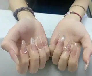 ネイル 高木 維麗絲のネイルデザイン