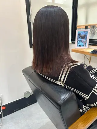 ミディアム CARICIA 白木 由里加のヘアスタイル