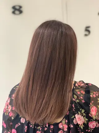 セミロング カラー 松吉 純平のヘアスタイル