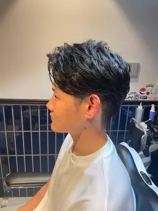 ショート 新宿スキンフェード 佐藤京介のヘアスタイル