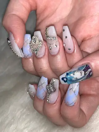 ネイル NES NAIL所属・さゆり￤推しキャラ ￤ロングネイル🩷のネイルデザイン