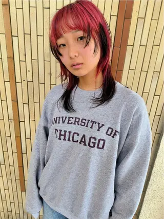 ミディアム カラー kotomi .のヘアスタイル