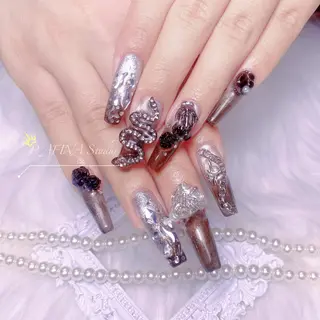 ネイル 桃香 Minaのネイルデザイン