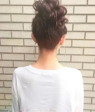 ミディアム カラー ヘアアレンジ grow北千住店所属・ハイトーン✨最新髪質 改善👩ryuyaのヘアスタイル