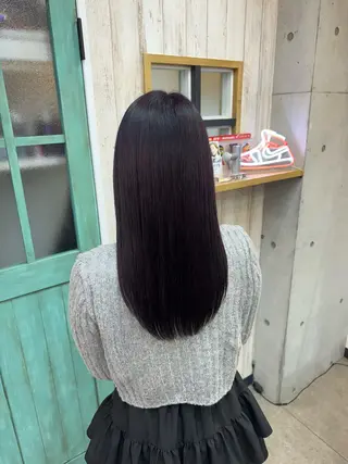 セミロング カラー 髙橋 李里亜のヘアスタイル