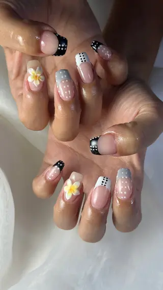 ネイル うにゃねいる🌷 Mayaのネイルデザイン