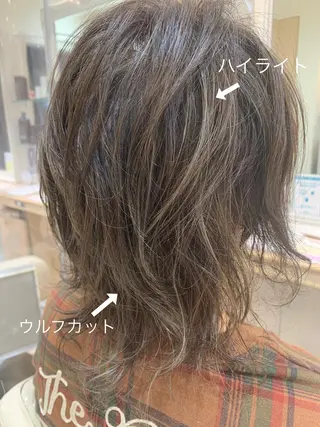 ミディアム 鈴木 華枝のヘアスタイル