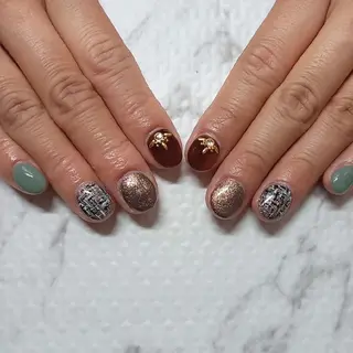 ネイル Lily Roseスタッフ一同のマツエク・マツパデザイン