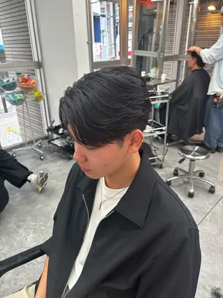 パーマ メンズ メンズ特化✨️ 韓国風パーマ🔥一八のヘアスタイル