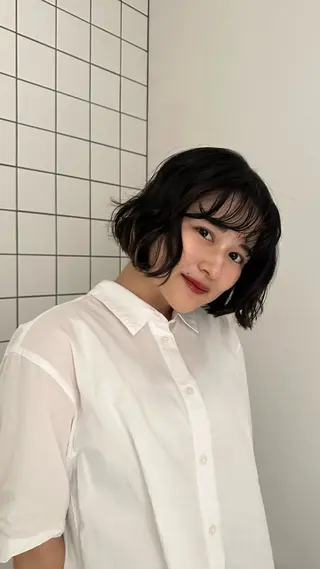 カラー shizuku / 🕊️透明感艶カラーのヘアスタイル