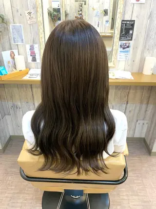 カラー 伊藤 由妃乃のヘアスタイル