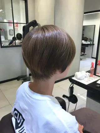ショート カラー Renatus店長 金子裕美のヘアスタイル