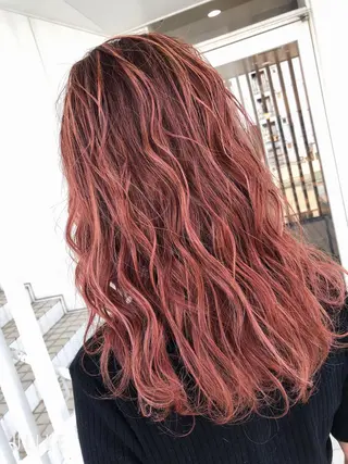 セミロング カラー 佐々木 好乃のヘアスタイル
