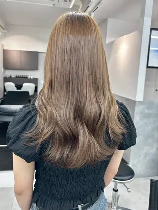 ロング ハイトーン/ブリーチ 八重津 晃輔のヘアスタイル