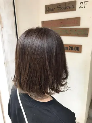 ミディアム 【指名No1】飯塚 宏美のヘアスタイル