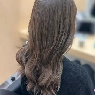 セミロング カラー ヘアアレンジ アイブロウ モテ髪💛美髪矯正 ✨艶髪特化🫧山根のヘアスタイル