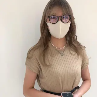 セミロング カラー 古屋 花織のヘアスタイル