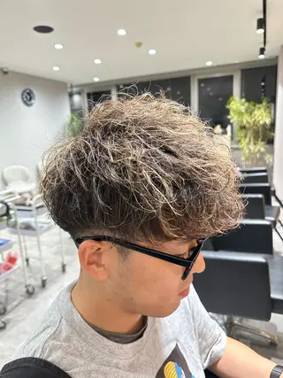 ショート カラー パーマ ヘアアレンジ メンズ Mens Salon Gray by NYNY所属・メンズ特化美容師 コーショーのヘアスタイル