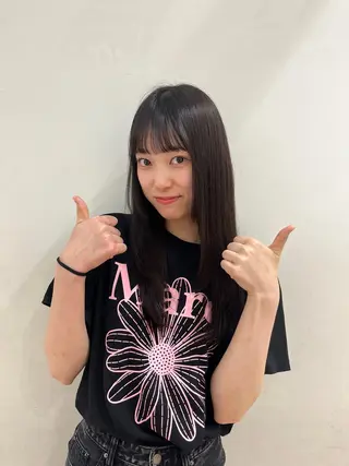 ロング カラー 荒川 三希のヘアスタイル