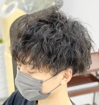 パーマ メンズ 縮毛矯正＆ハイライト 特化　須永🐶のヘアスタイル