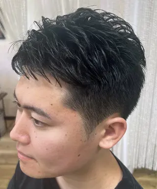 メンズ Hair  Salon  63 Zakka所属・たかはし ひろみのマツエク・マツパデザイン